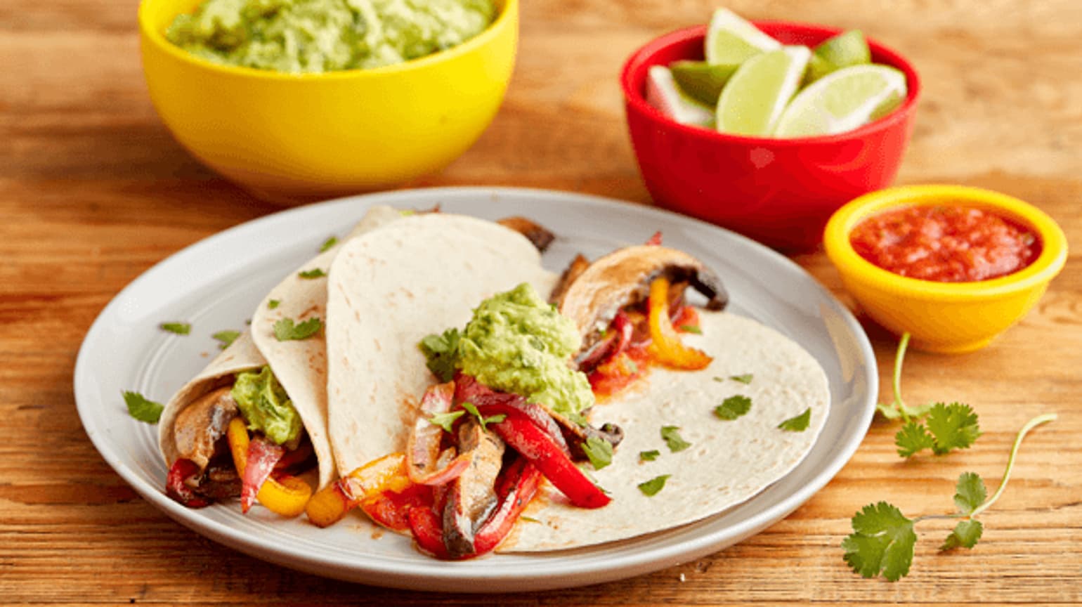 Fajitas véganes aux champignons portobello et aux poivrons